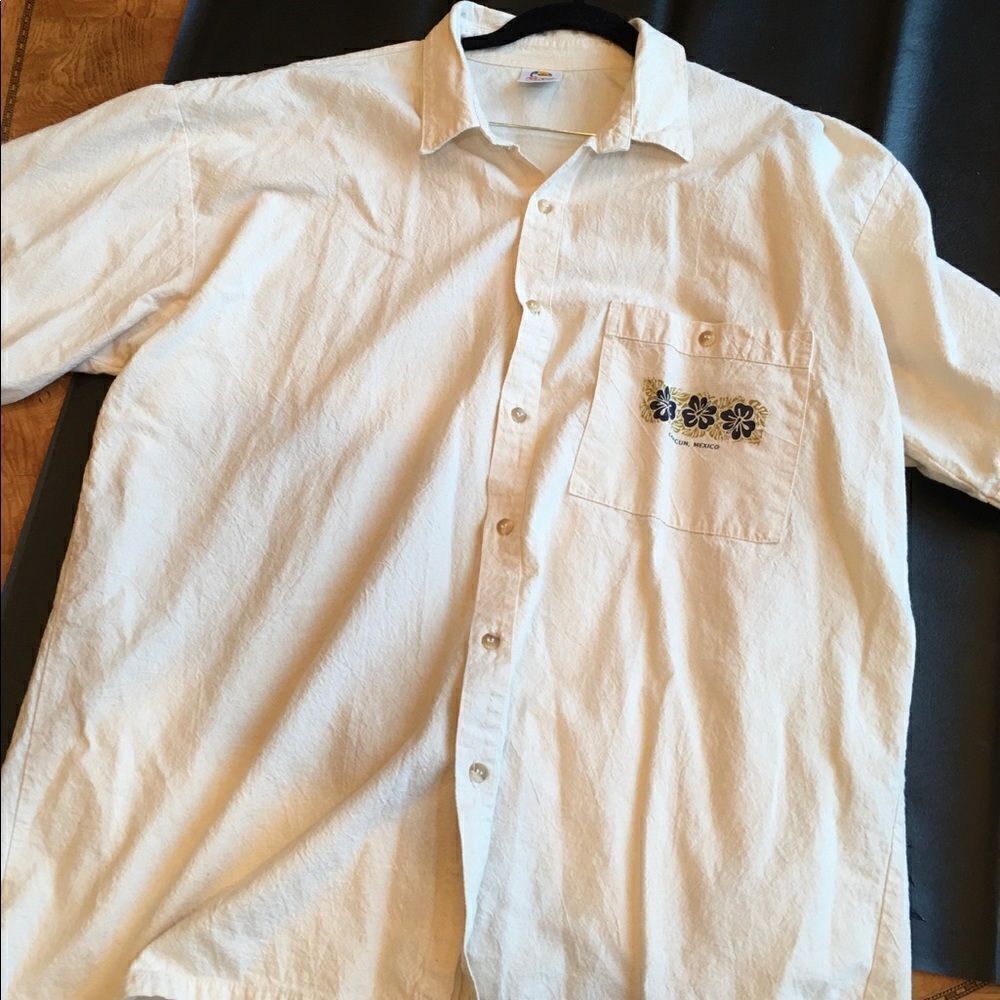 THE PERFECT Not Too Loud Hawaiian Shirt!